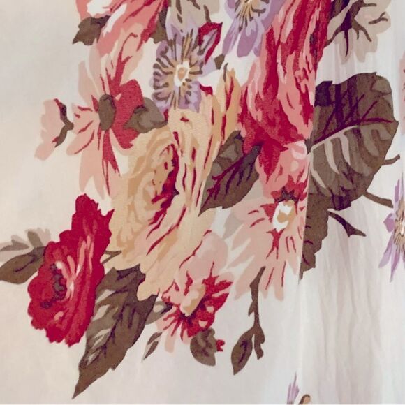 Brandy Melville Kimono Top Cream Floral Print Lightweight Sz OSFA Gorgeous - Picture 3 of 8